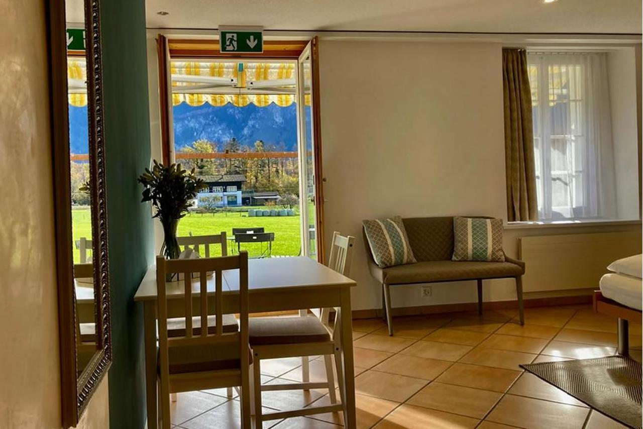 Hotel Alpenrose Beim Ballenberg Hofstetten bei Brienz エクステリア 写真